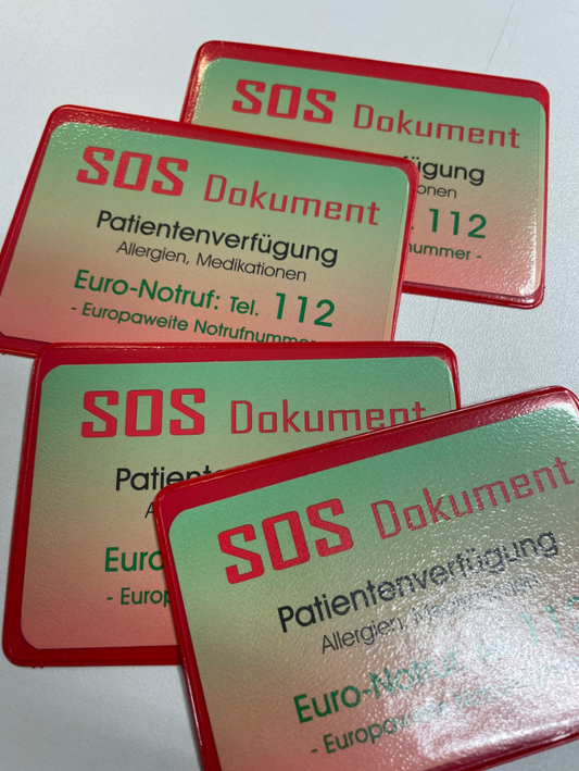 transparente/rote Schutzhülle für Patientenverfügung